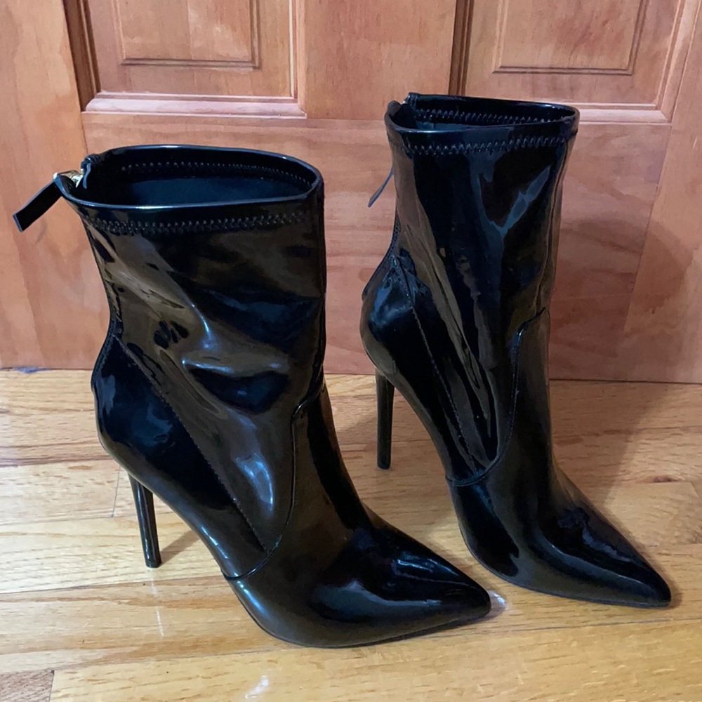 Black Faux Patent Heel